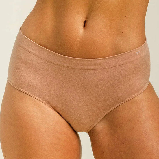 kaşındırmayan koku yapmayan merino yünü sıcak ten rengi hipster model ürün, manken üzerinde, önden